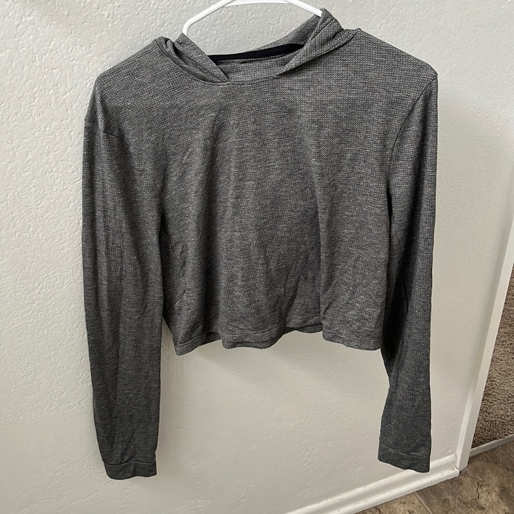 Lululemon cropped hoodie size S